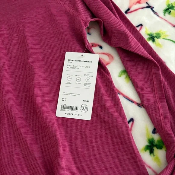 new Athleta momentum seamless long sleeve top - Picture 5 of 5